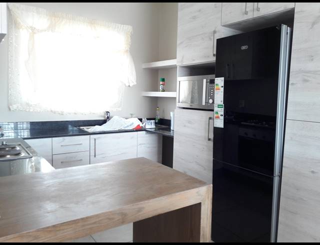 2 BEDROOM HOUSE RENTED IN SALISBURY PARK